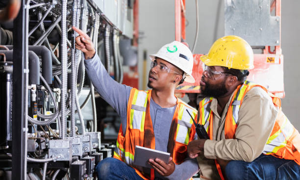 Best Electrical Repair Services  in Higginsville, MO